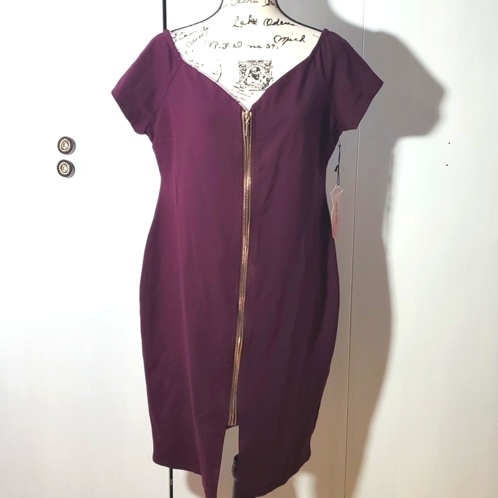Haute Monde| Womens Burgundy Sweetheart Neck Full Zipper Front Midi Dress Sz.2X